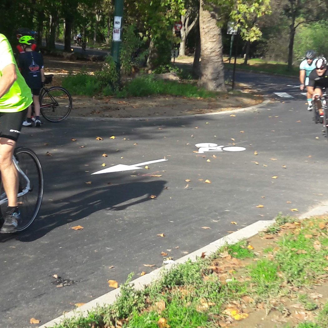 Aire de cyclisme et de course 3